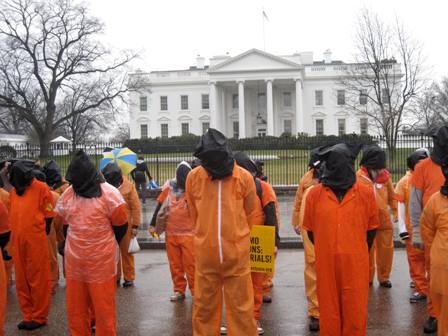 gitmo2012_protesters_at_wh